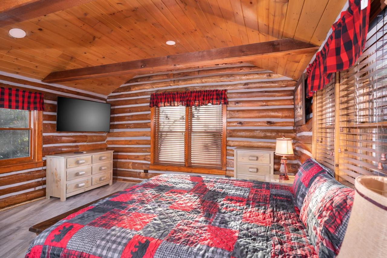 Buckhorn Hideaway By Stony Brook Cabins แกตลิงเบิร์ก ภายนอก รูปภาพ