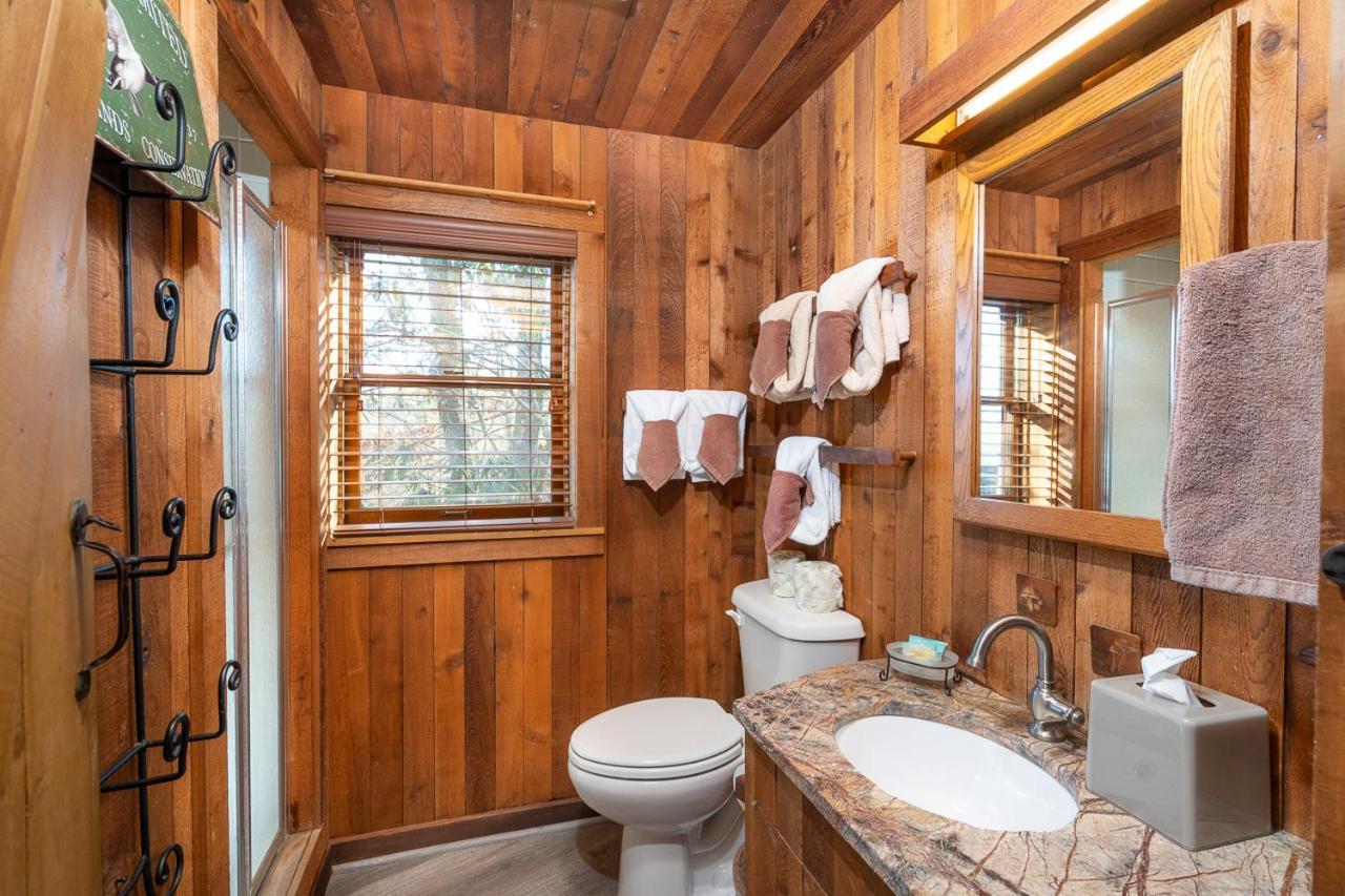 Buckhorn Hideaway By Stony Brook Cabins แกตลิงเบิร์ก ภายนอก รูปภาพ