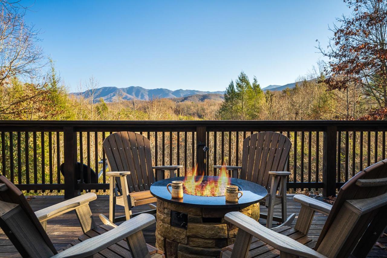 Buckhorn Hideaway By Stony Brook Cabins แกตลิงเบิร์ก ภายนอก รูปภาพ